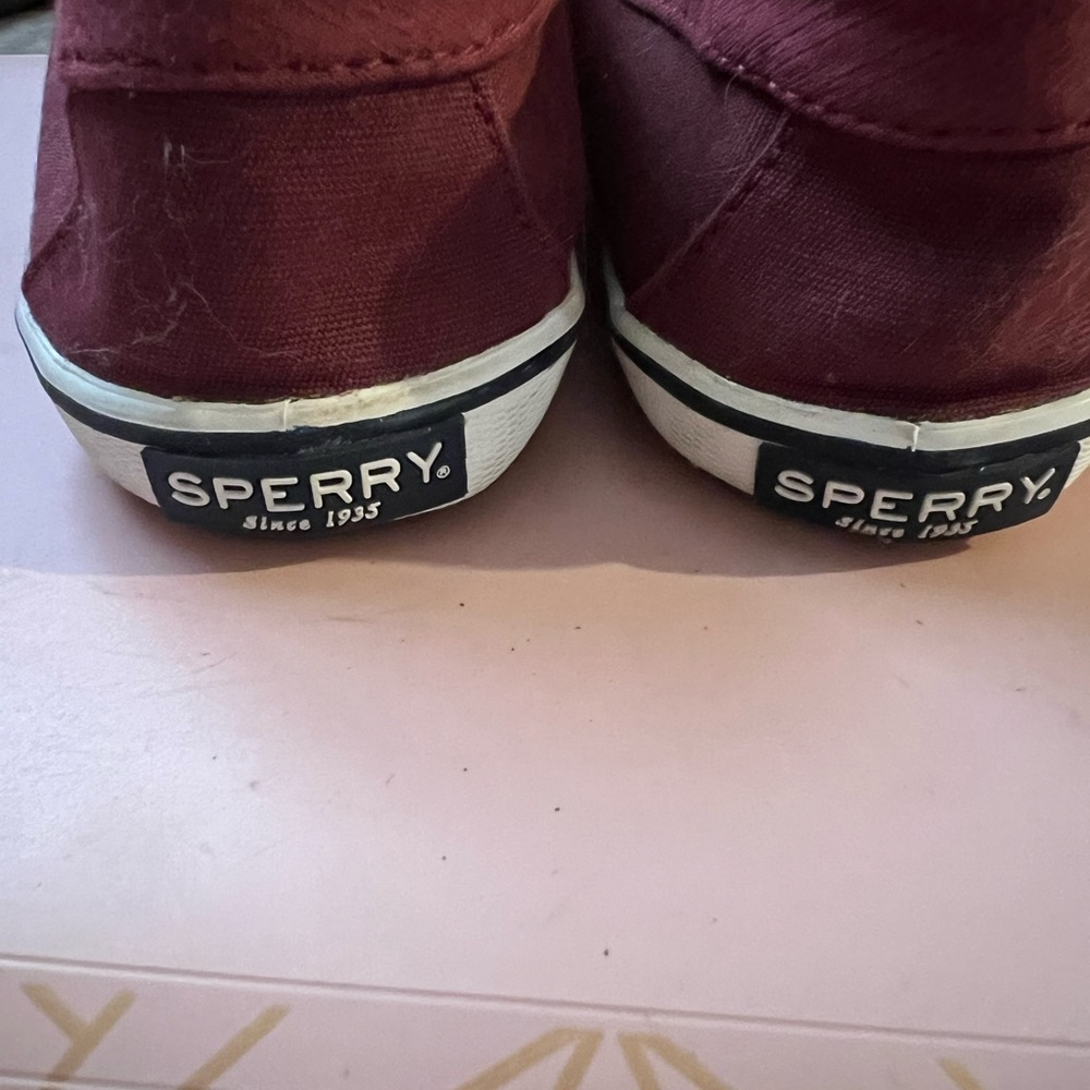 Women sperry - Picture 3 of 6